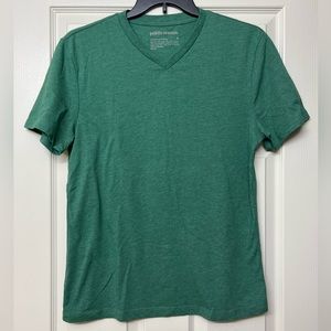 Public Opinion vneck